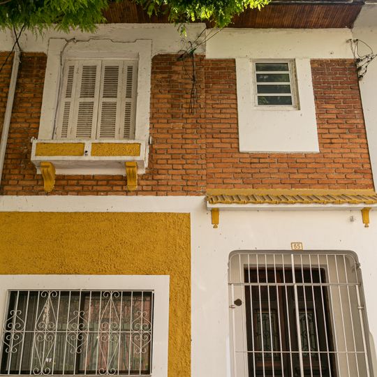 Imóvel à Rua Dona Inácia Uchoa, nº 65