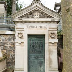 Grave of Piver
