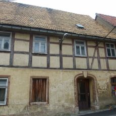 Wohnhaus (Obergeschoss Fachwerk) in halboffener Bebauung Polzenberg 3