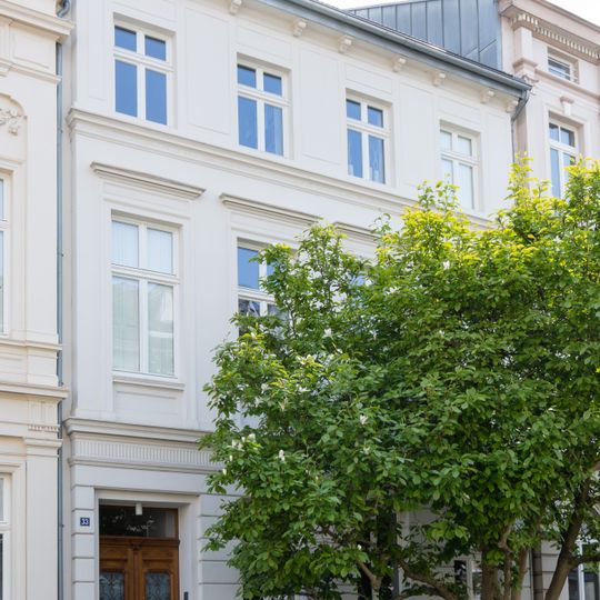 Arndtstraße 33