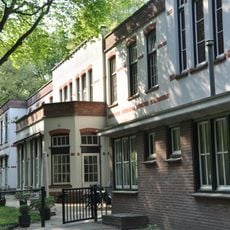 Het Apeldoornsche Bosch, Hannah (Berk)