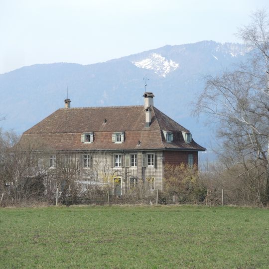 Lackenhöfli, villa with fountain