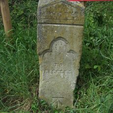 Guidestone, jct of Thurlton Road and Beccles Road