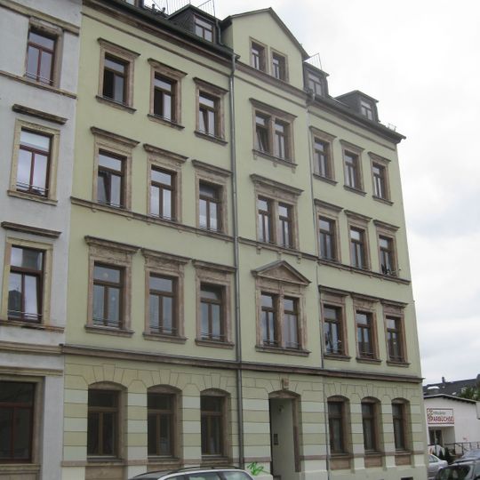 Mietshaus in geschlossener Bebauung konzipiert Lessingstraße 11