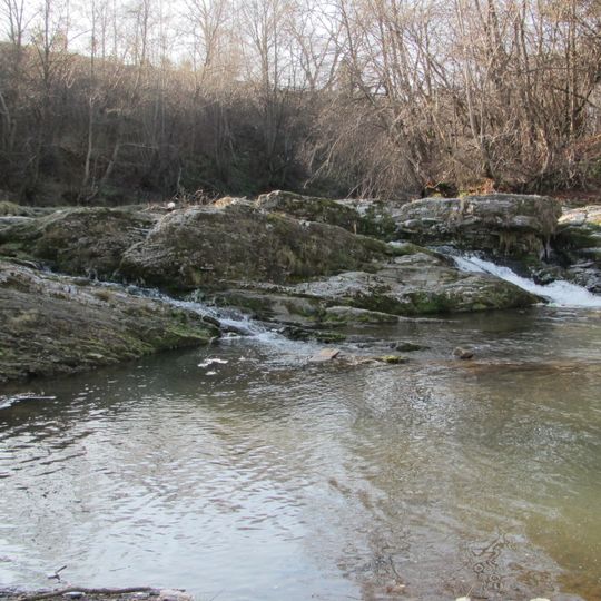 Hurkalo Luzhanskyi Waterfall