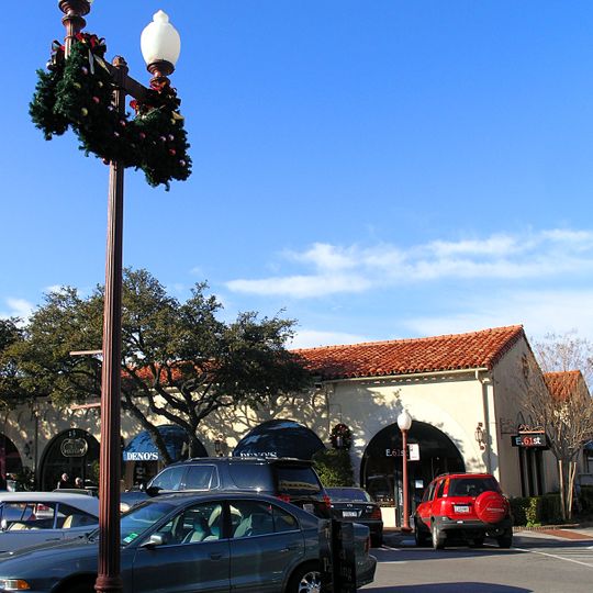 Highland Park Village