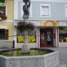 Brunnen mit hl. Florian