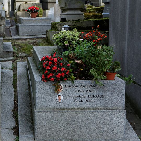 Grave of Naceri