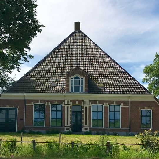 Stelpboerderij in traditionele stijl met eclectische elementen