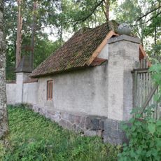 Jaungulbene Manor Park Walls