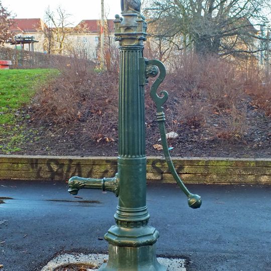 Handschwengelpumpe Bernhard-Göring-Straße