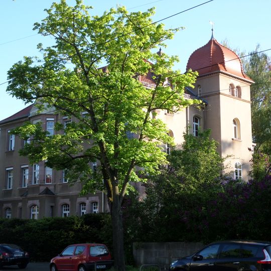 Schmausenbuckstraße