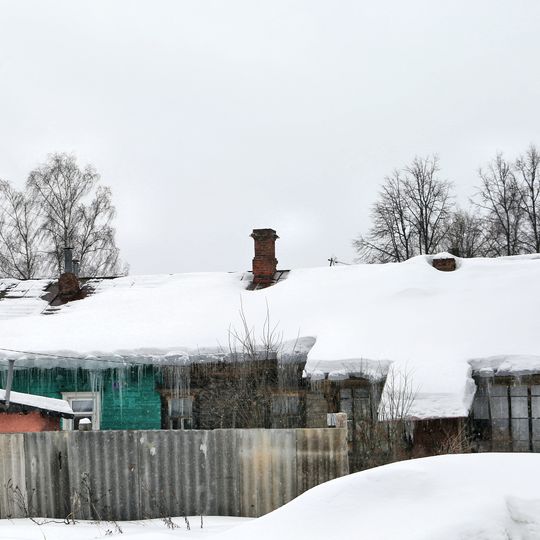 Дом жилой для служащих