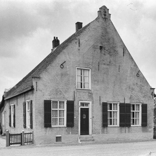 Waspikse Weg 15, 's-Gravenmoer