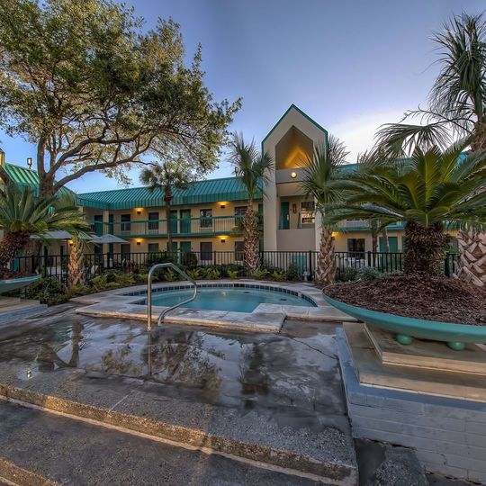 Best Western Seaway Inn