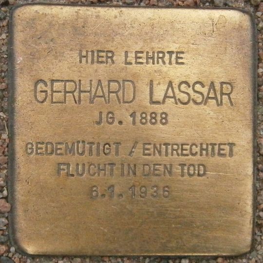 Stolperstein dedicated to Gerhard Lassar
