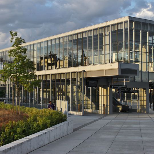 University of Washington station