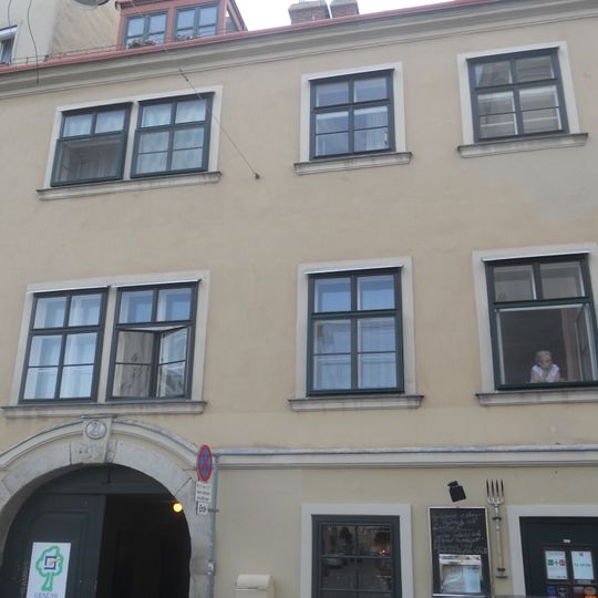 Bürgerhaus, Teil des Margaretner Schlosses