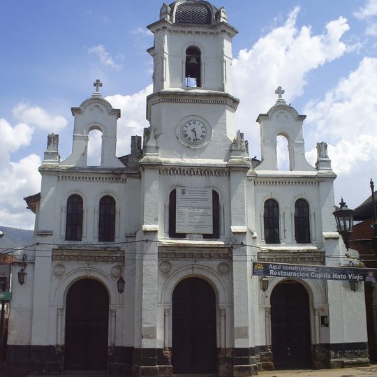 Église Notre-Dame-du-Rosaire de Hatoviejo