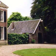 De Kiefskamp: koetshuis / dienstwoning