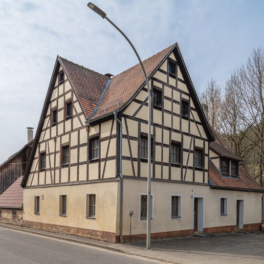 Wohnstallbau mit Fachwerkobergeschoss