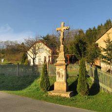 Kříž v Horních Studénkách u obecního úřadu