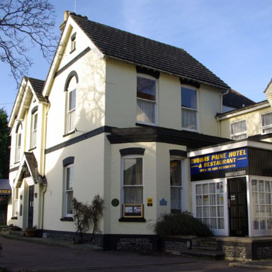 Thomas Paine Hotel