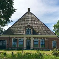 Stelpboerderij in traditionele stijl met eclectische elementen