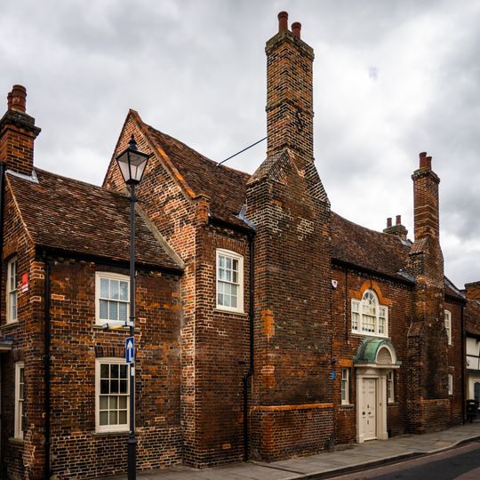 23, Kneesworth Street