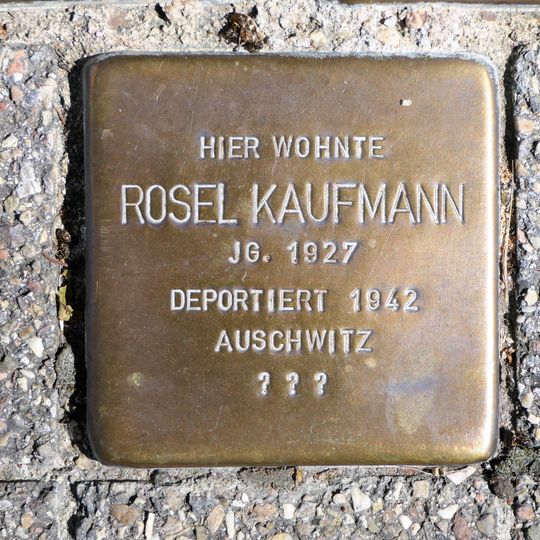 Stolperstein en memoria de Rosel Kaufmann