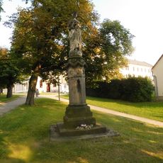 Socha Panny Marie před kostelem svatého Bartoloměje v Napajedlech