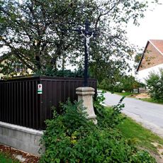Kříž u domu čp. 20 ve Vřesníku