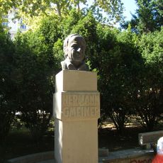 Hermann Gmeiner monument, Börseplatz