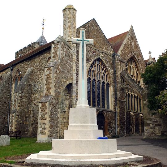 War Memorial in St Mary's churchyard, Rye