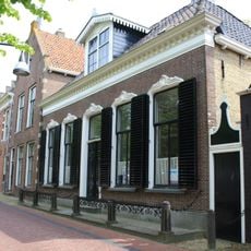 Raadhuisstraat 2, Balk