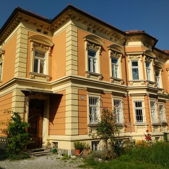 Kapferer Villa