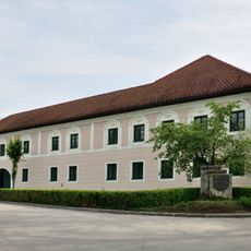 Gemeindeamt, Bräuer oder Wirt, ehem. Schlosstaverne