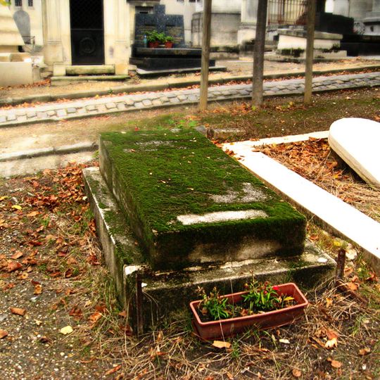 Grave of Tenon