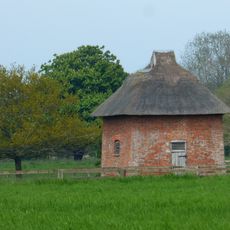 Dovecote approximately 80 yds north-east of Billingford Hall