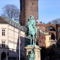 Magnus Stenbock statue
