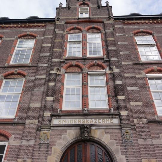 LIMOS-kazernecomplex