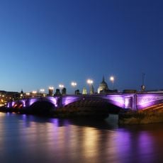 Blackfriars Köprüsü