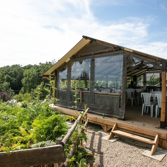 Camping En Bourgogne Dans Le Morvan : La Fougeraie