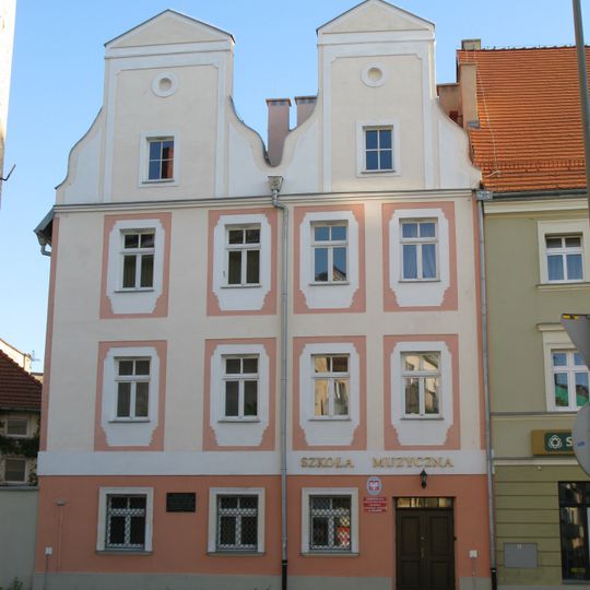 Dom, ob. szkoła muzyczna