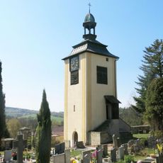 Věžová kaple na hřbitově v Jestřebí