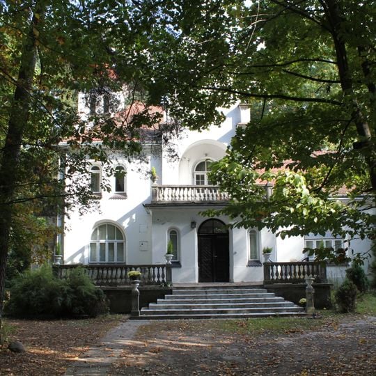 Zespół willi Renata