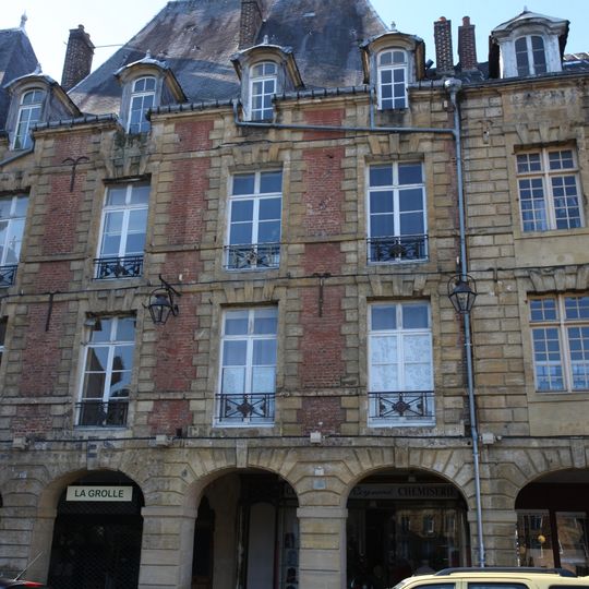 Immeuble, 25 place Ducale