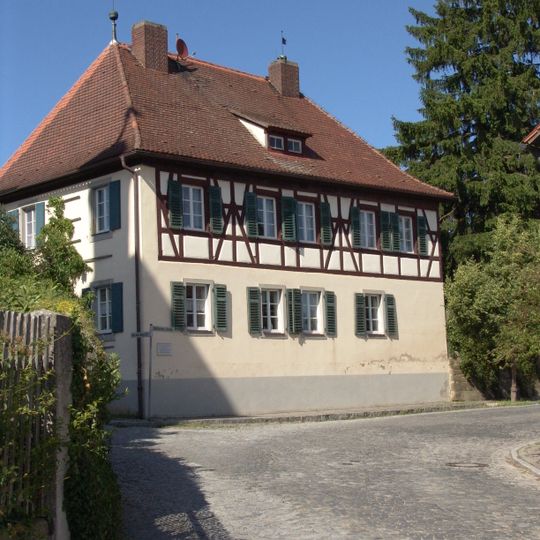 Veit-vom-Berg-Straße 2