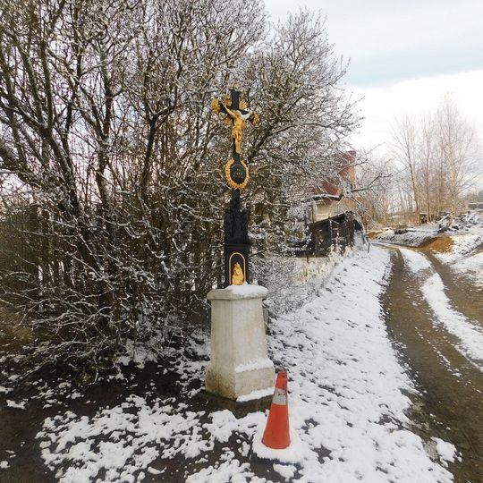 Kříž ve Vilémovských Chaloupkách v severní části