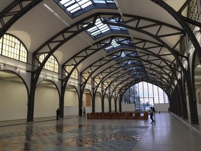 Interior 10
